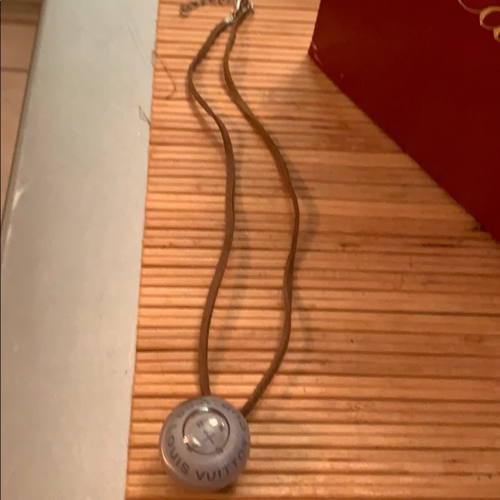 💯% Authentic LV Compass from 2000 Olympics RARE - Picture 4 of 7